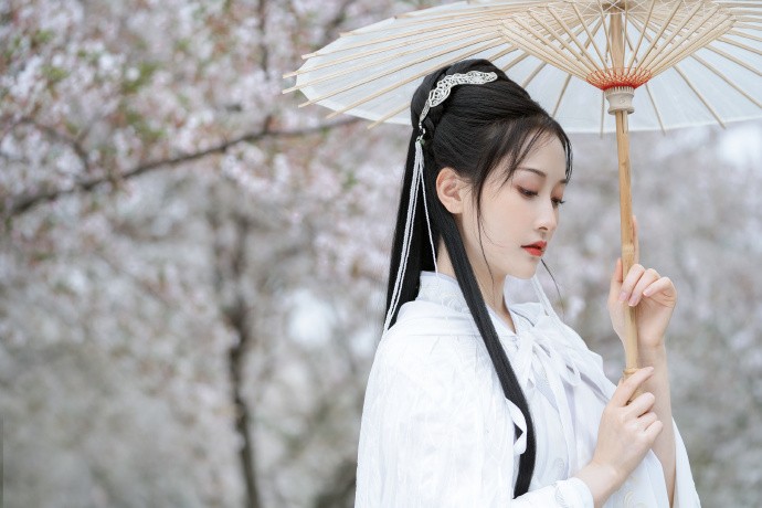 暗战 封面